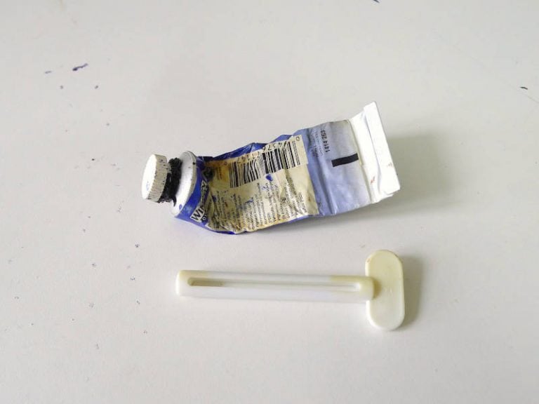 How To Get All The Paint Out Of A Tube Of Paint